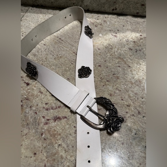 Accessories - White Belt with Silver Rose Accents